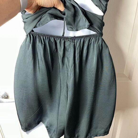 NWT Subdued Deep V Neck Wrap Around Romper (London Green) - 4 - Picture 7 of 13